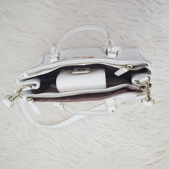 Jewelna Rose white handbag purse w/ shoulder strap - Picture 3 of 6